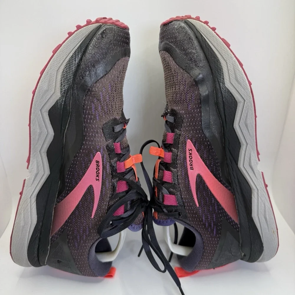 Brooks Caldera 5 Women's Size 9.5 B Trail‎ Running Shoes Black 1203411B020
